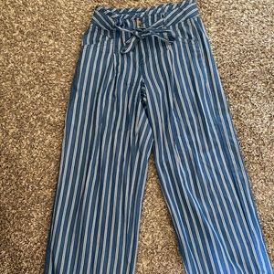 American Eagle Wide Leg Trousers